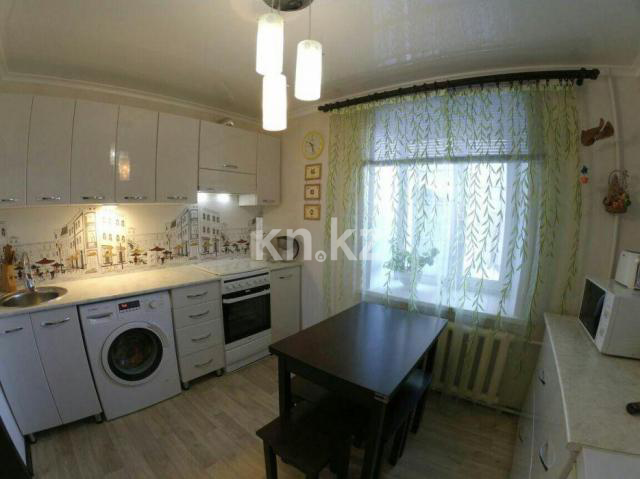 Продажа 3-комнатной квартиры, 58.7 м² в Караганде - фото 8