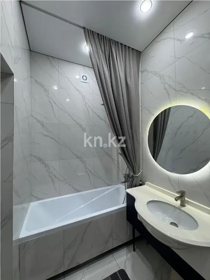 Продажа 2-комнатной квартиры, 46 м², ул. Айтматова, дом  77/3 в Астане - фото 5