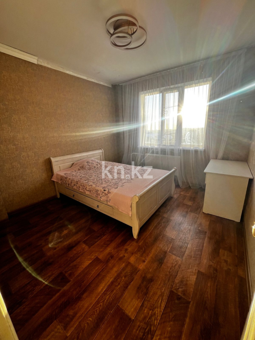 Продажа 3-комнатной квартиры, 83 м², ул. Сарыарка, дом  19 в Караганде - фото 3