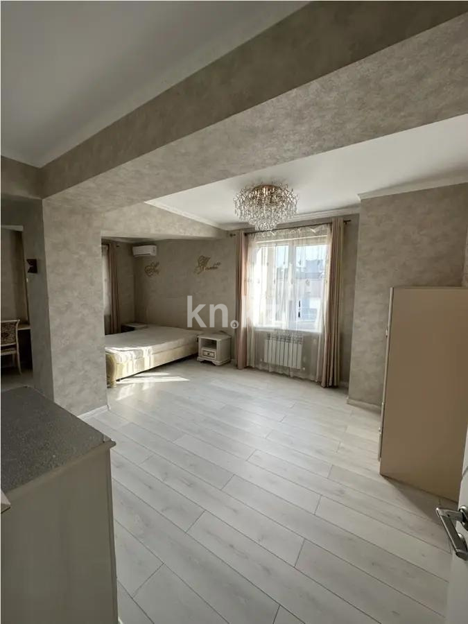 Продажа 2-комнатной квартиры, 64.8 м², ул. Курмангазы, дом  97 в Алматы - фото 2
