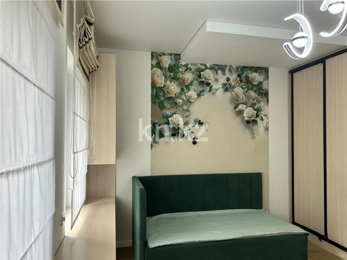 Продажа 5-комнатной квартиры, 145.3 м², ул. Редько, дом  3 в Алматы - фото 2