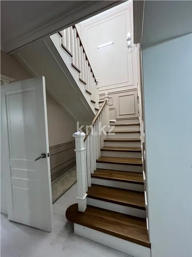 Продажа 5-комнатной квартиры, 200 м² в Астане - фото 4