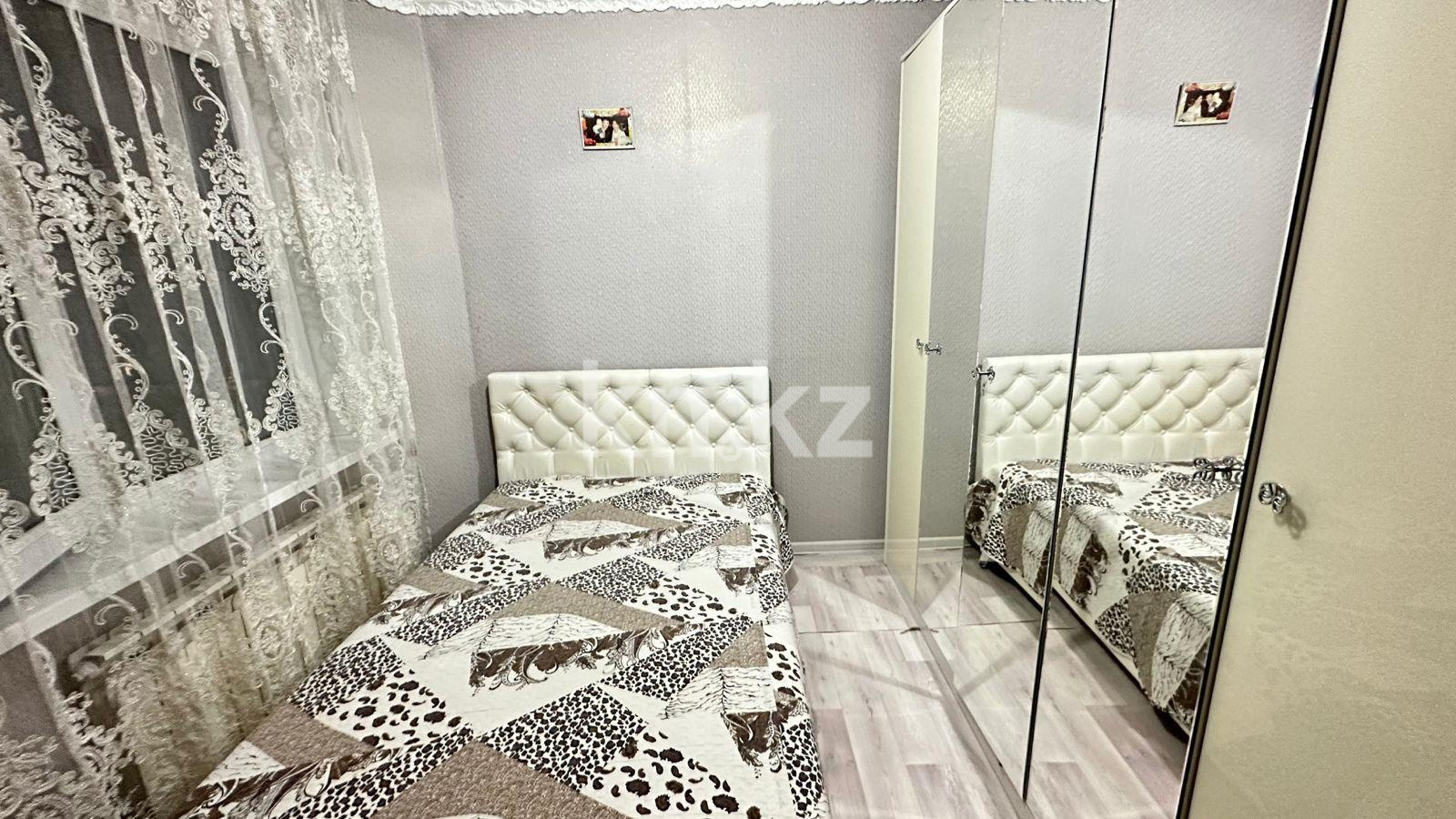 Продажа 3-комнатной квартиры, 48 м², 17 мкр. в Караганде - фото 3