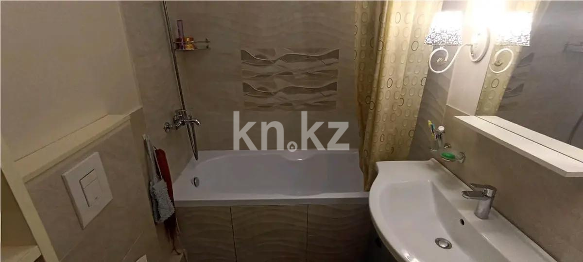 Продажа 3-комнатной квартиры, 82 м², ул. Утепова, дом  4 в Алматы - фото 7