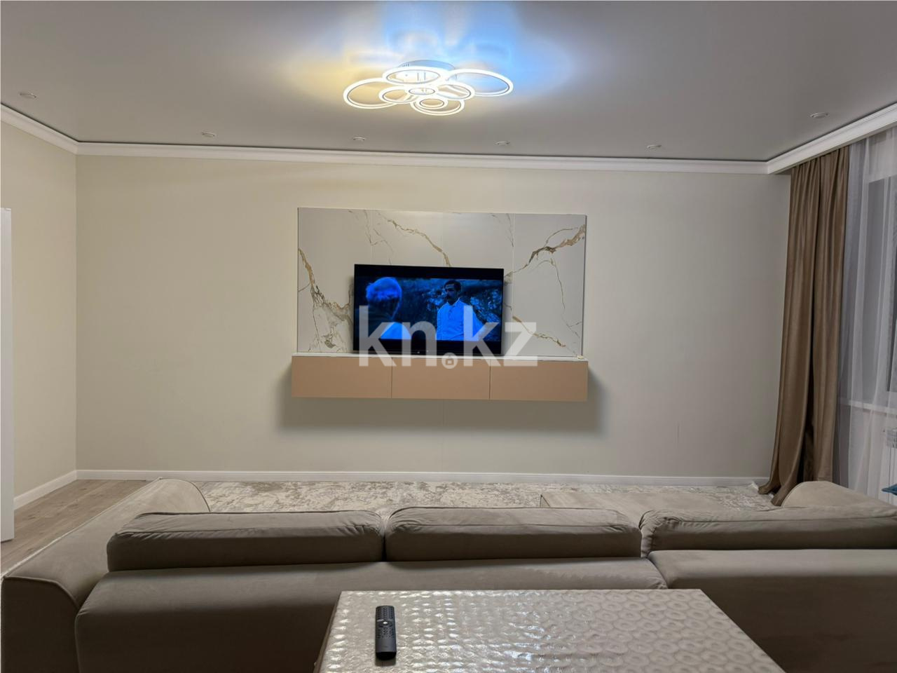 Продажа 2-комнатной квартиры, 68 м², пр. Шахтеров, дом  46/1 в Караганде - фото 3