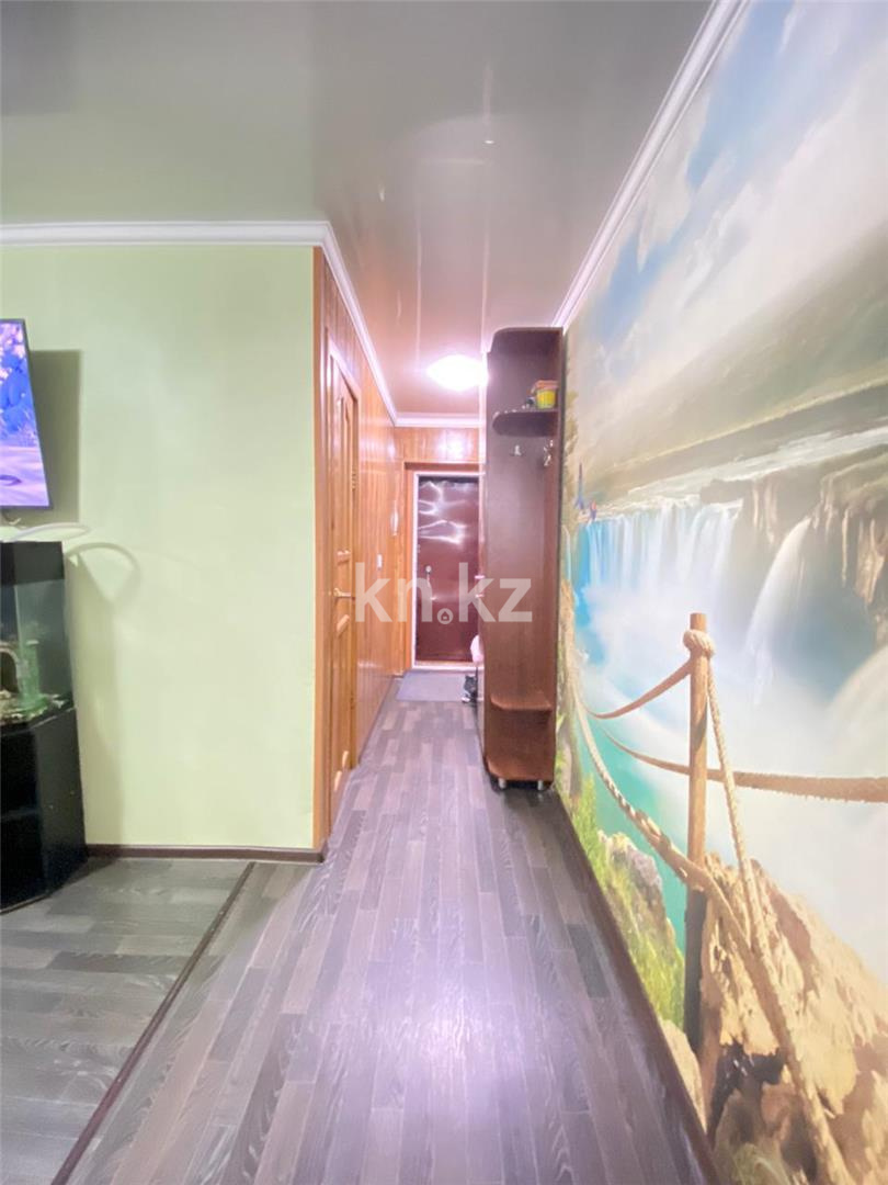 Продажа 3-комнатной квартиры, 58 м², мкр-н 21 в Караганде - фото 11