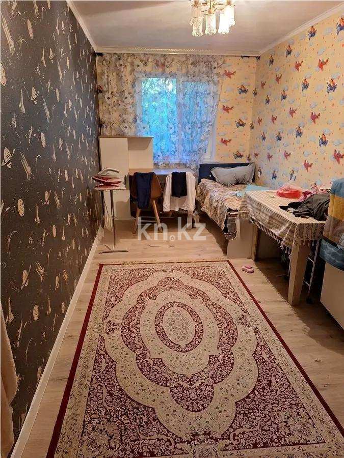 Продажа 3-комнатной квартиры, 58 м², мкр-н 8, дом  33 в Алматы - фото 3