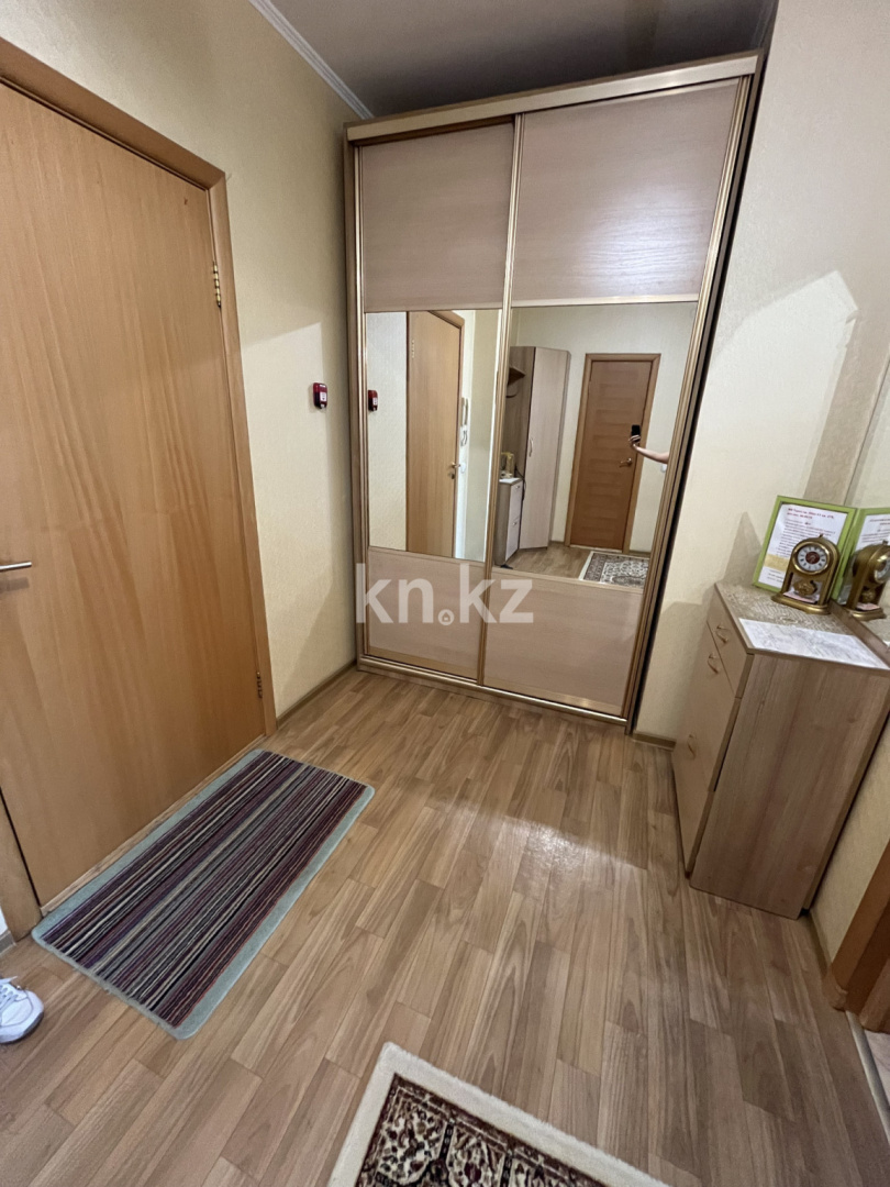 Аренда 1-комнатной квартиры посуточно, 62 м², Абая, дом  63 - ул. Валиханова в Астане - фото 8