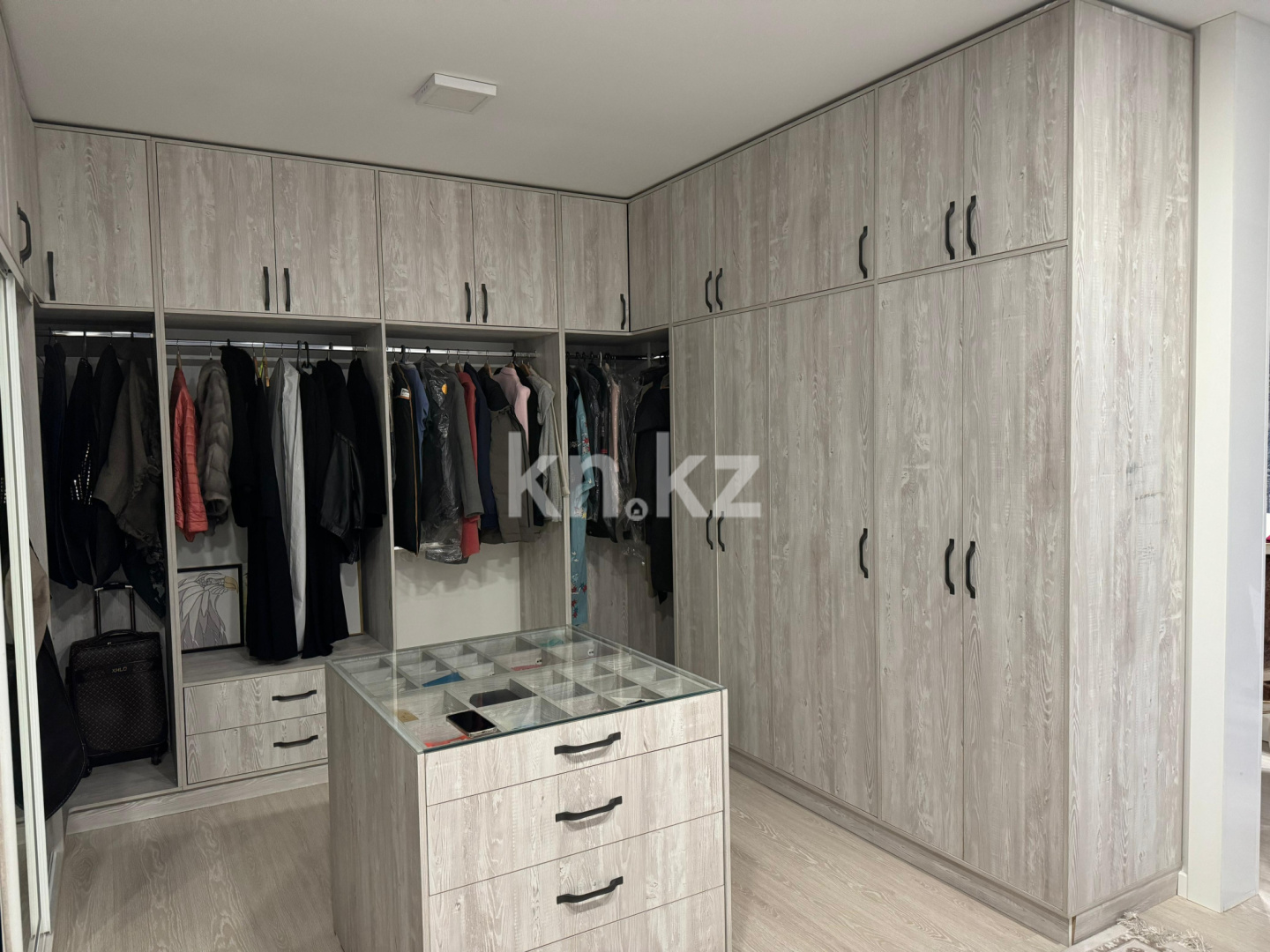 Продажа 4-комнатной квартиры, 160 м² в Алматы - фото 13