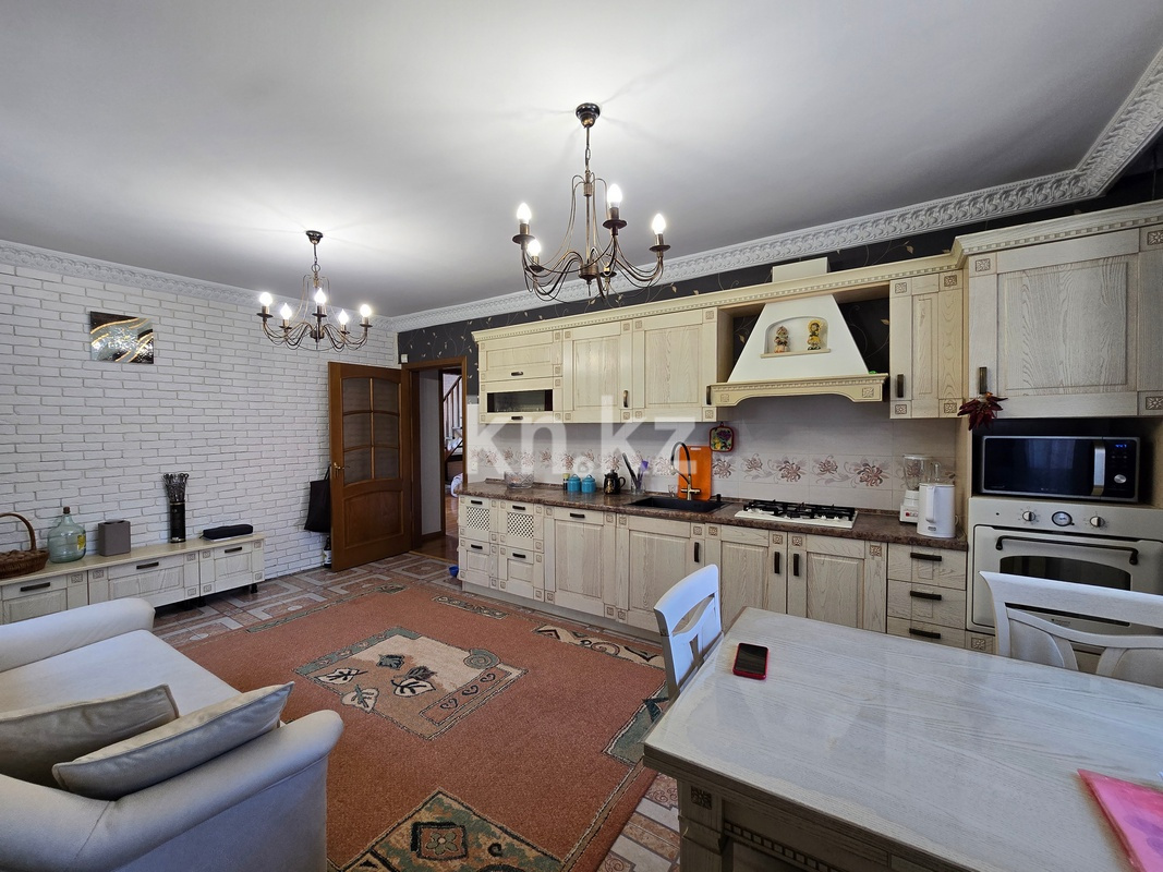 Продажа 4-комнатного дома, 189 м², мкр-н Алмас в Алматы - фото 14