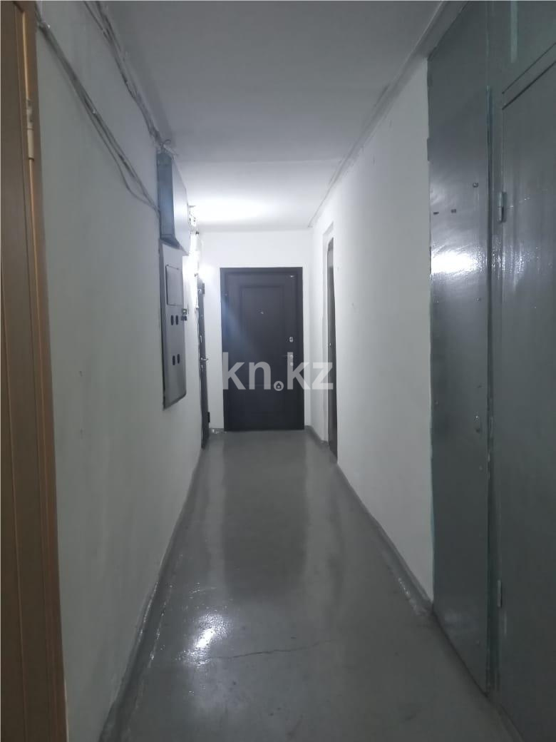 Продажа 4-комнатной квартиры, 80 м², пр. Бухар-жырау в Караганде - фото 11