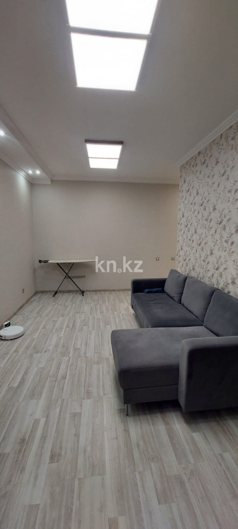 Аренда 2-комнатной квартиры, 57 м², ул. Кумисбекова, дом  11 в Астане - фото 4