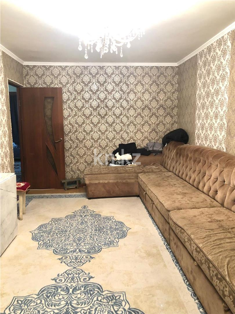 Продажа 3-комнатной квартиры, 63 м², 16 мкр. в Караганде - фото 3