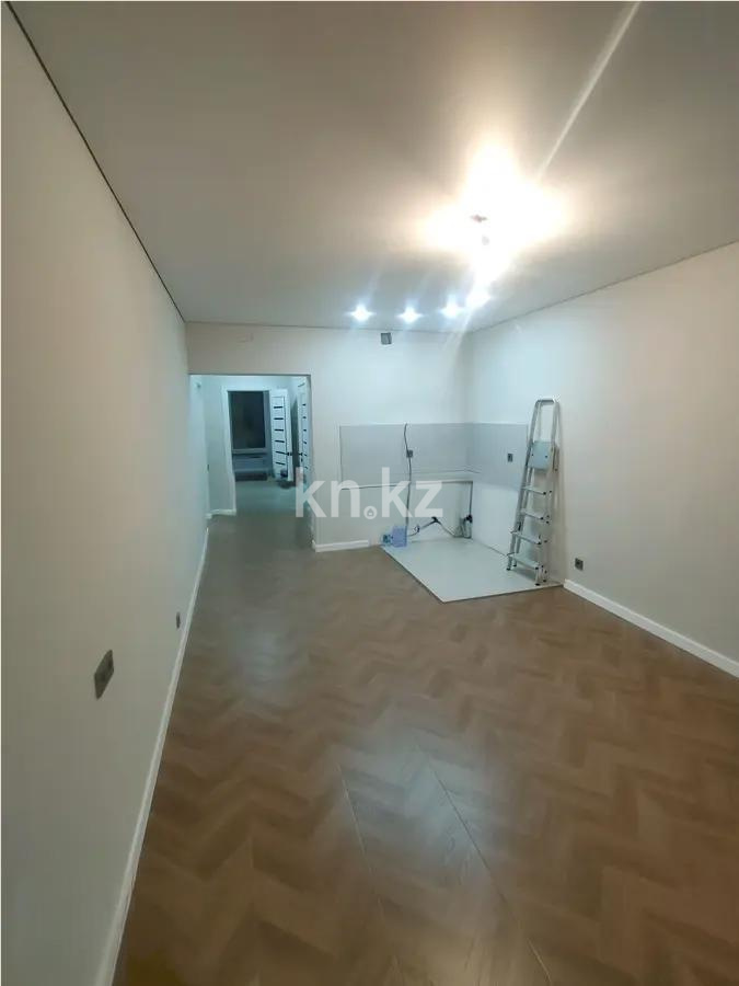 Продажа 2-комнатной квартиры, 42 м², ул. Хусейна бен Талала, дом  37 в Астане - фото 3