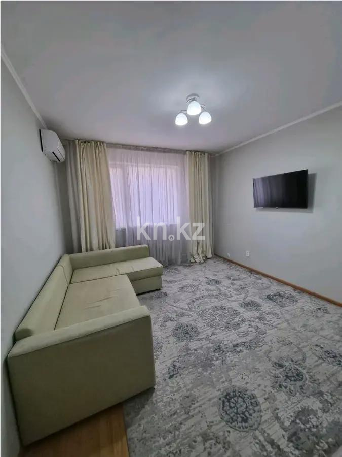 Продажа 1-комнатной квартиры, 35 м², ул. Сауран, дом  3/1 в Астане