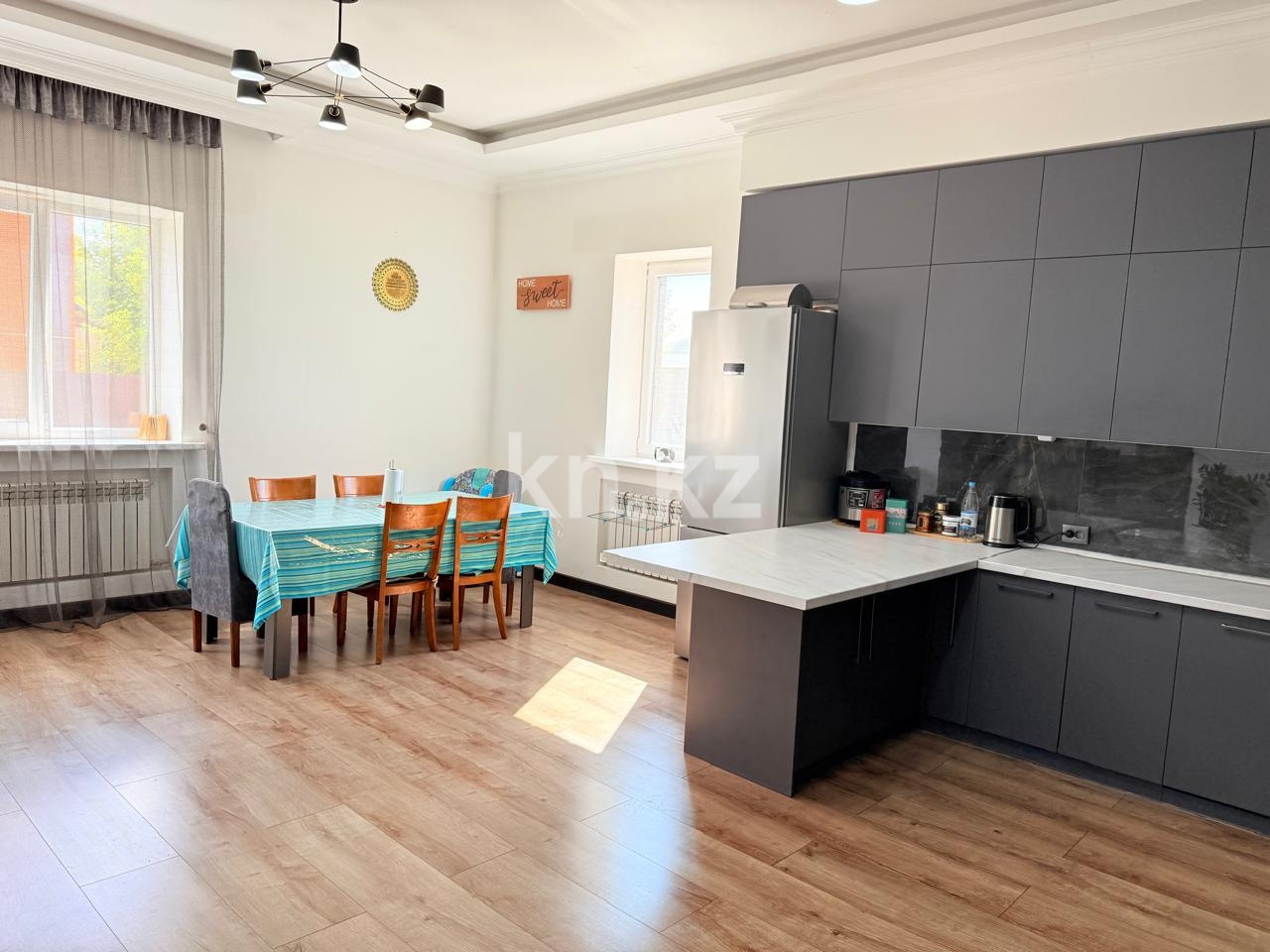 Продажа 7-комнатного дома, 410 м² в Астане - фото 6