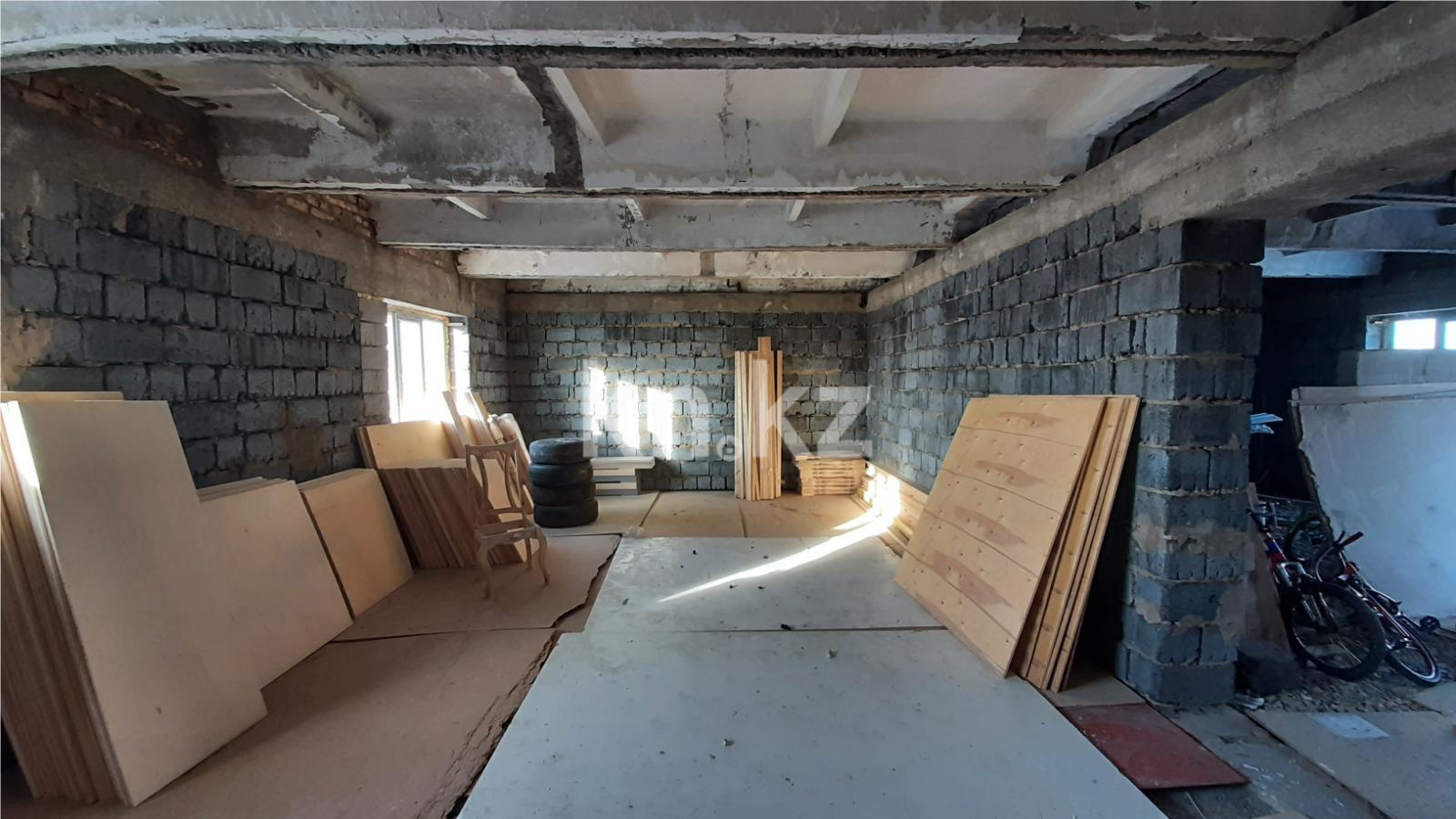 Продажа 5-комнатного дома, 240 м², мик-н Отрадное в Темиртау - фото 3