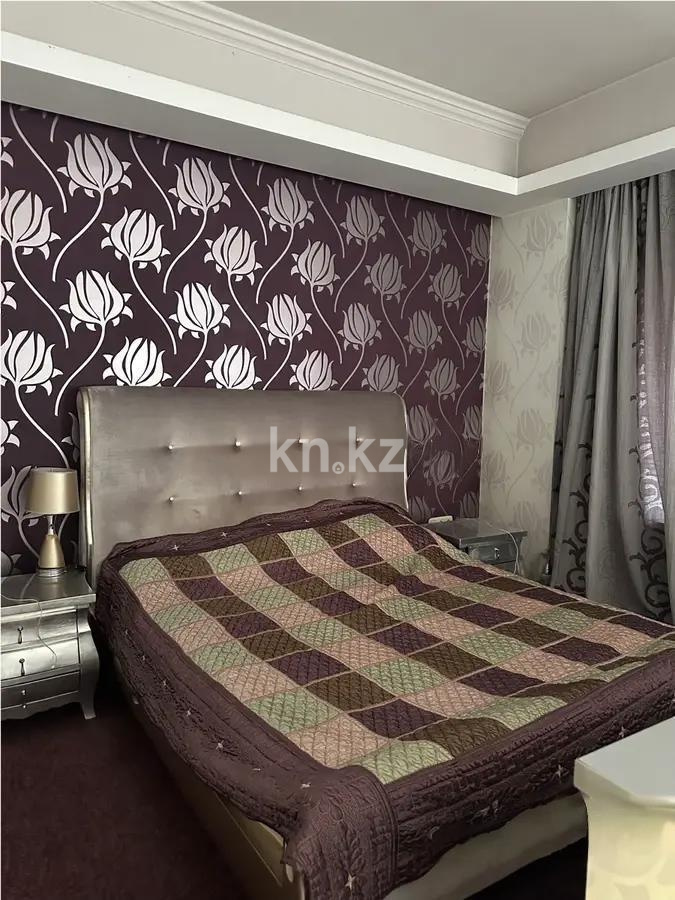 Продажа 4-комнатной квартиры, 170 м², ул. Ходжанова, дом  76 в Алматы - фото 2