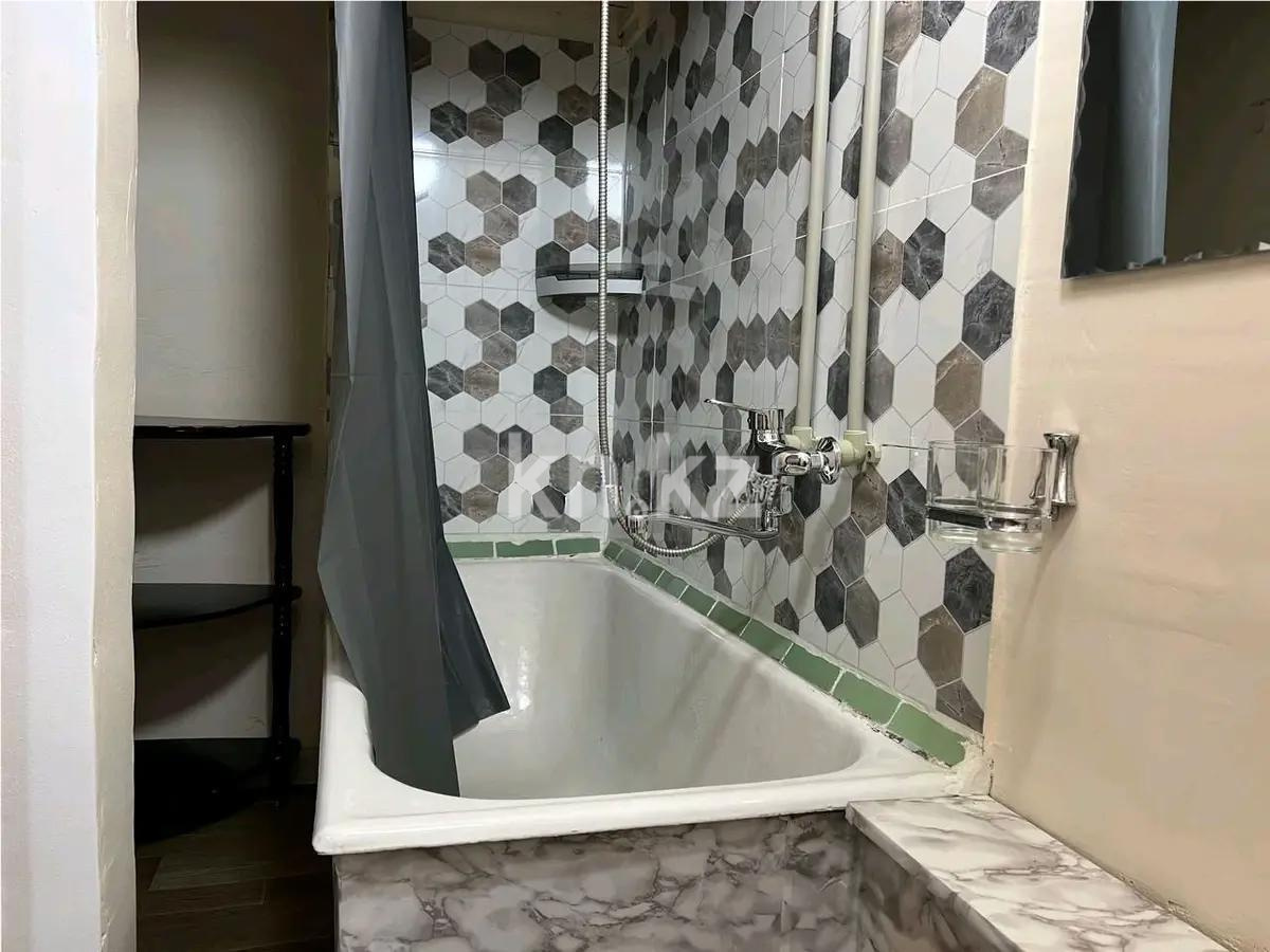 Продажа 3-комнатной квартиры, 69.8 м² в Алматы - фото 4