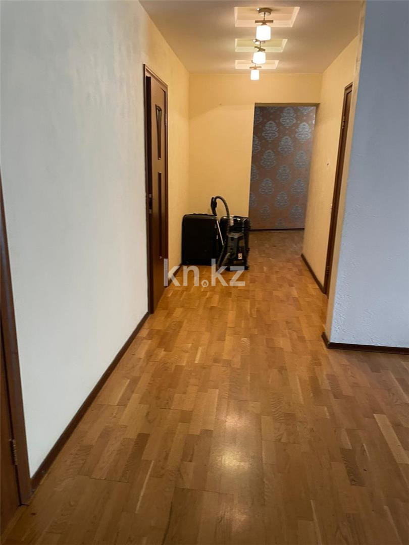 Продажа 3-комнатной квартиры, 114 м², мкр-н Степной-1 в Караганде - фото 14