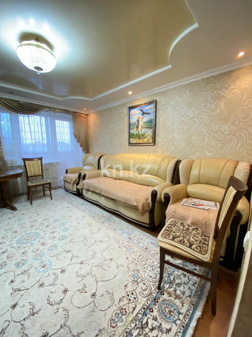 Продажа 4-комнатной квартиры, 75 м², пр. Республики, дом  32 в Караганде