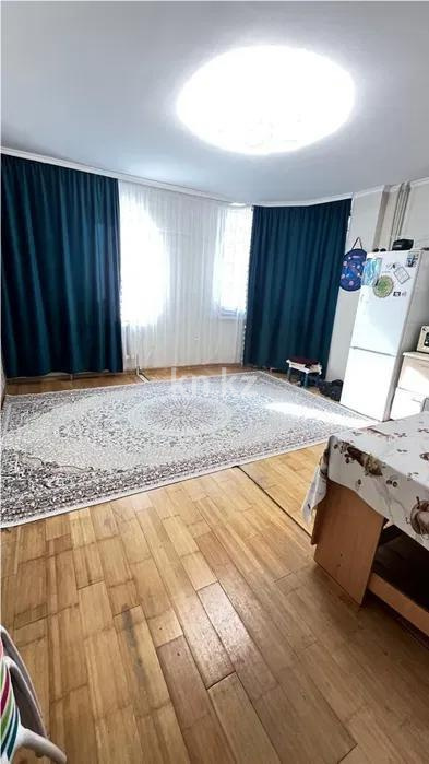 Продажа 2-комнатной квартиры, 72 м², ул. Сауран, дом  3 в Астане