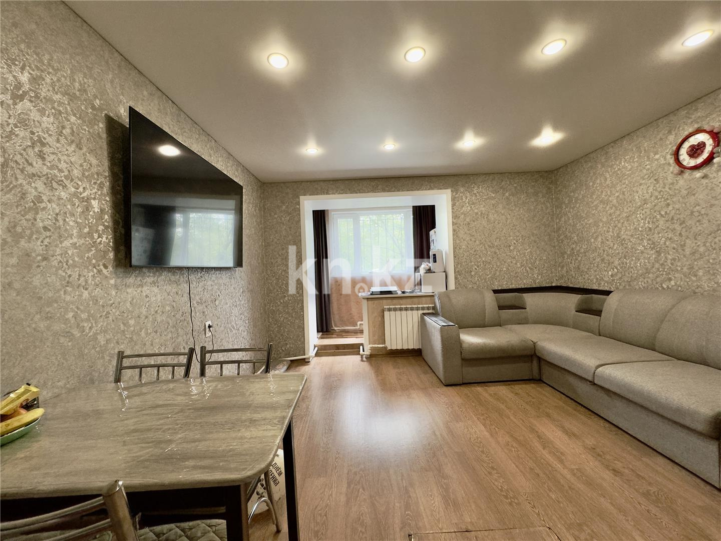 Продажа 3-комнатной квартиры, 45 м², ул. Мирная, дом  10/1 в Караганде