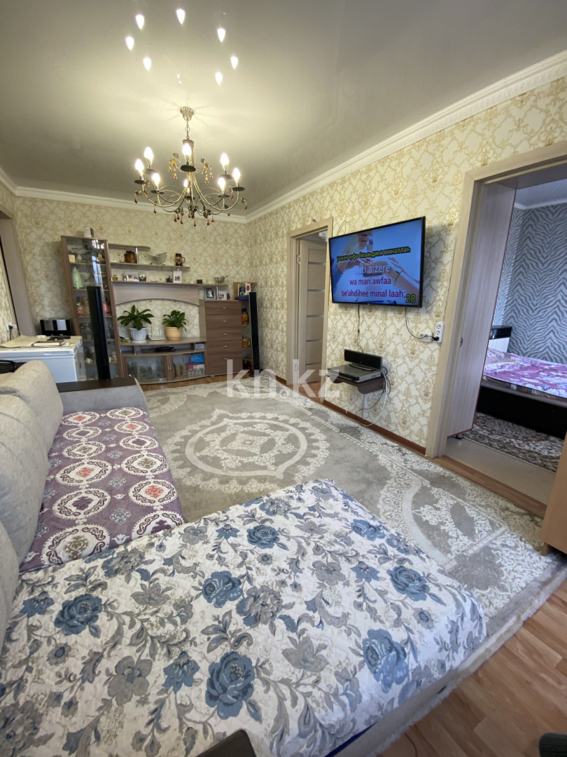 Продажа 3-комнатной квартиры, 48.3 м², мкр. Восток-2, дом  13 в Караганде - фото 6