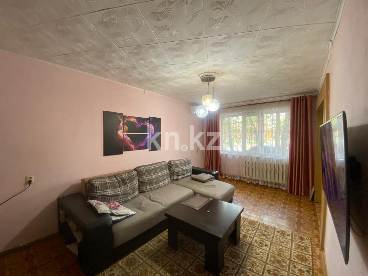 Продажа 3-комнатной квартиры, 62 м², ул. Муканова в Караганде