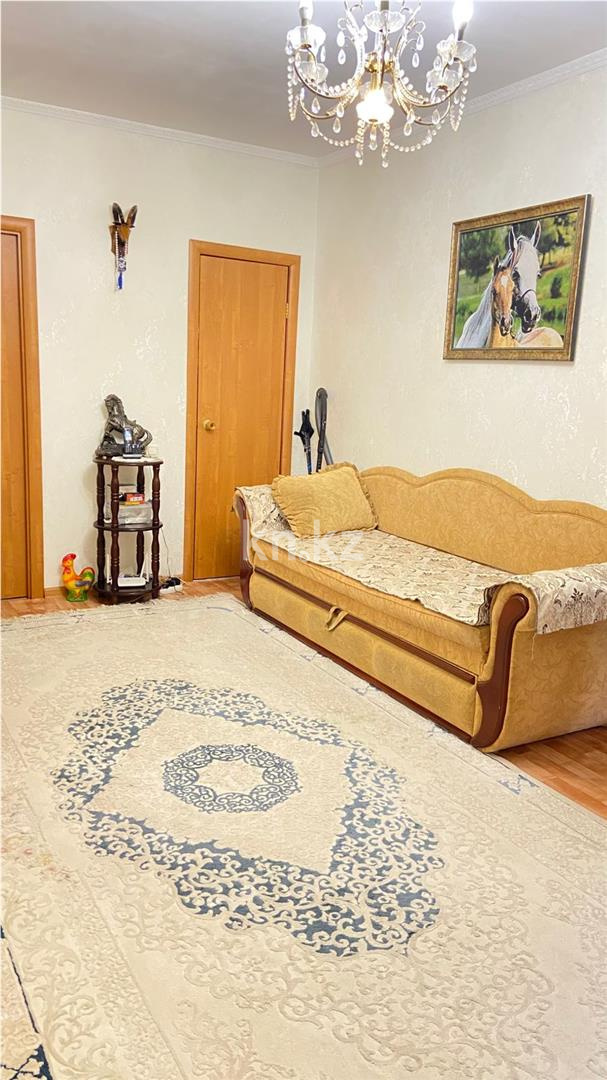 Продажа 2-комнатной квартиры, 65 м², пр. Шахтеров в Караганде - фото 5