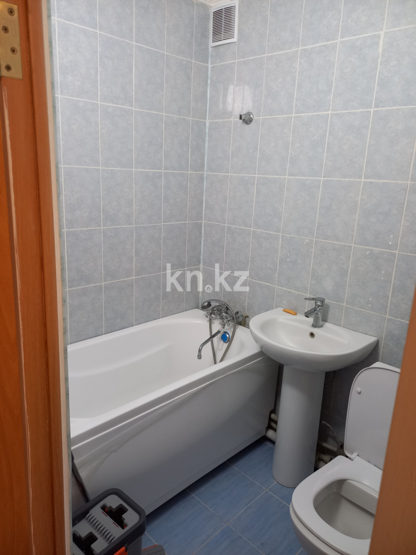 Аренда 1-комнатной квартиры, 33 м², ул. Жарокова в Алматы - фото 4