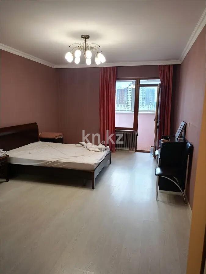 Продажа 3-комнатной квартиры, 140 м² в Караганде - фото 2