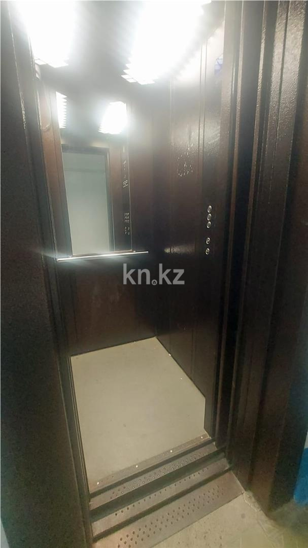 Продажа 3-комнатной квартиры, 64 м², мкр. Восток-3 в Караганде - фото 19