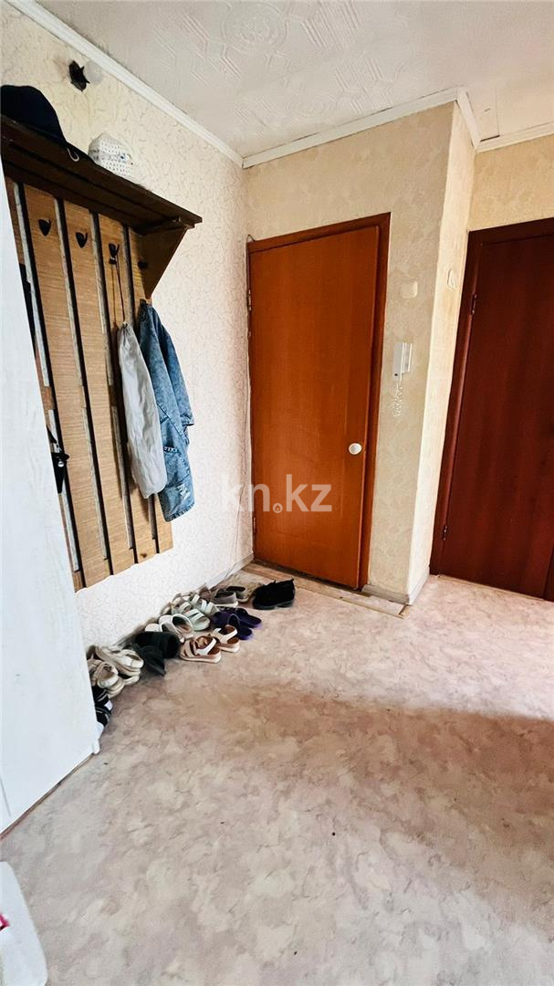 Продажа 4-комнатной квартиры, 63 м², мкр-н 14 в Караганде - фото 18