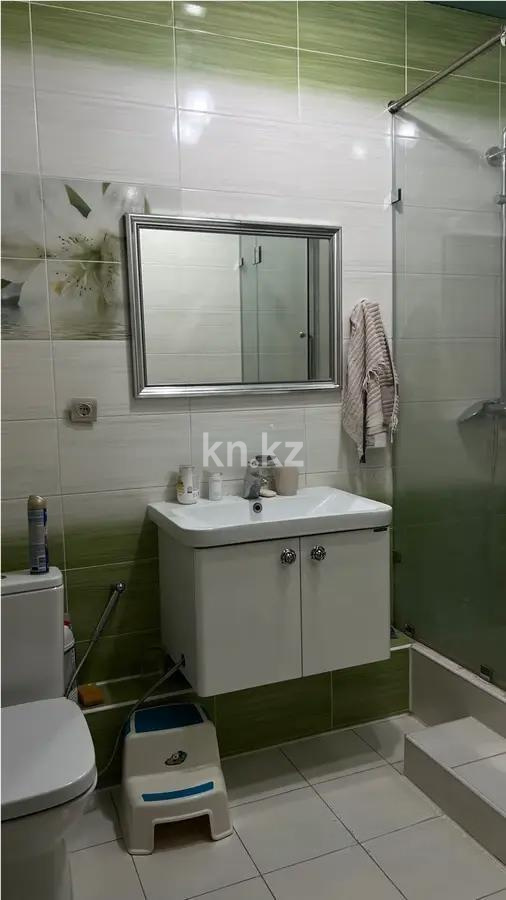 Продажа 4-комнатной квартиры, 128 м², ул. Кенесары хана, дом  54/36 в Алматы - фото 4
