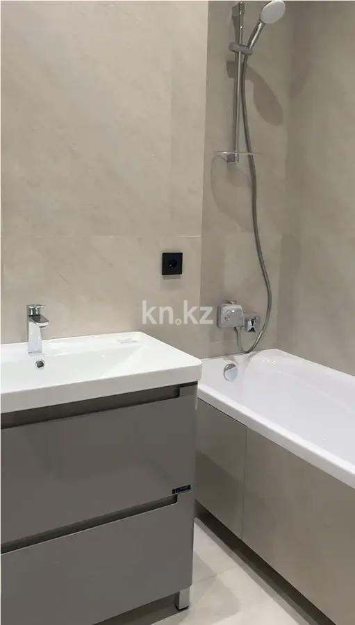 Продажа 2-комнатной квартиры, 58 м², ул. Розыбакиева, дом  197/2 в Алматы - фото 4