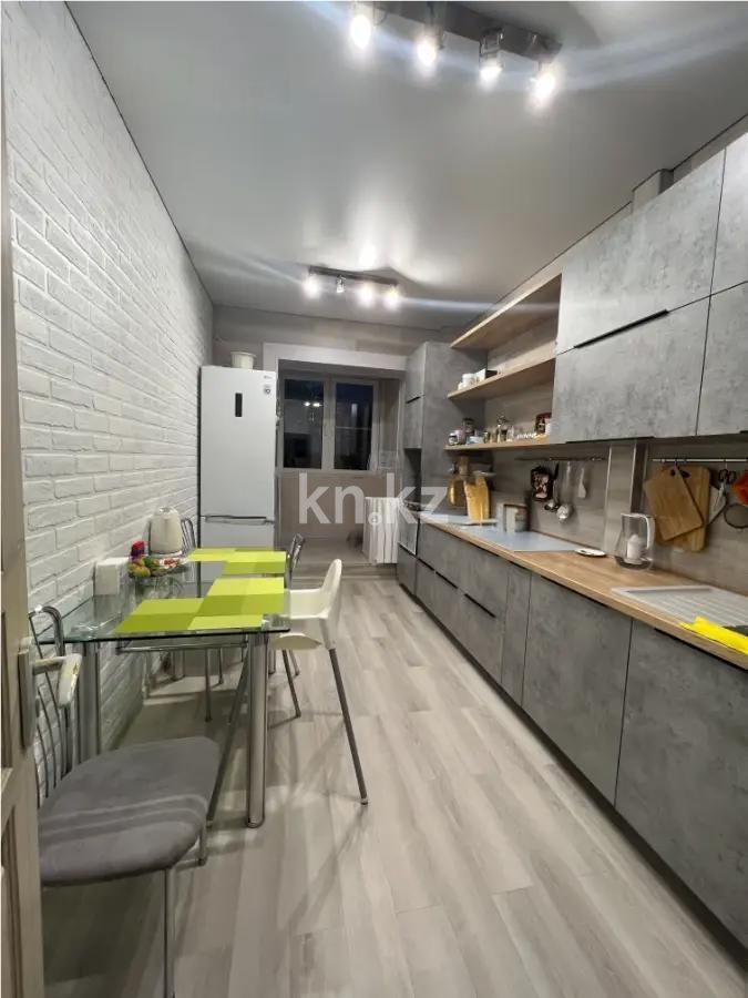 Продажа 3-комнатной квартиры, 65 м² в Алматы - фото 4