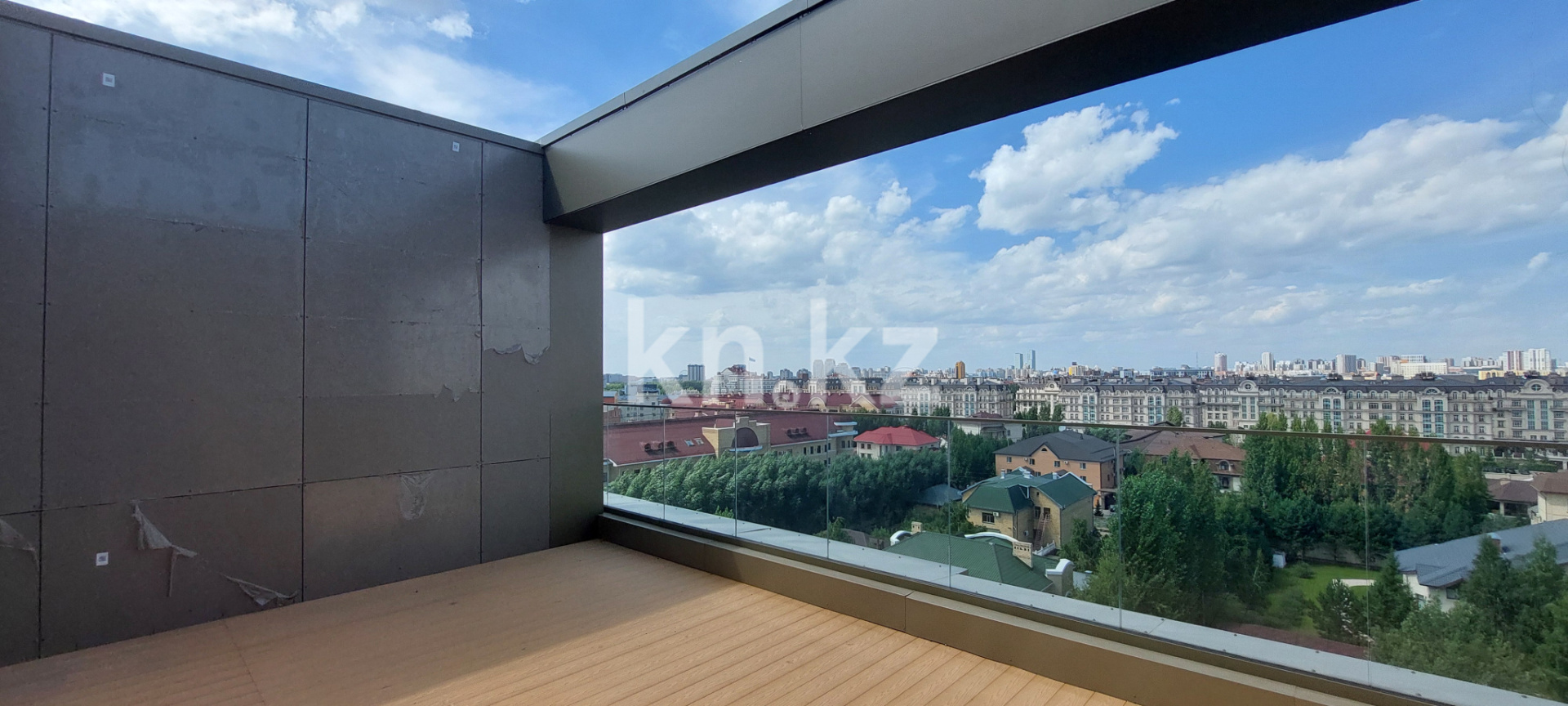 Продажа 5-комнатной квартиры, 270 м² в Астане - фото 13