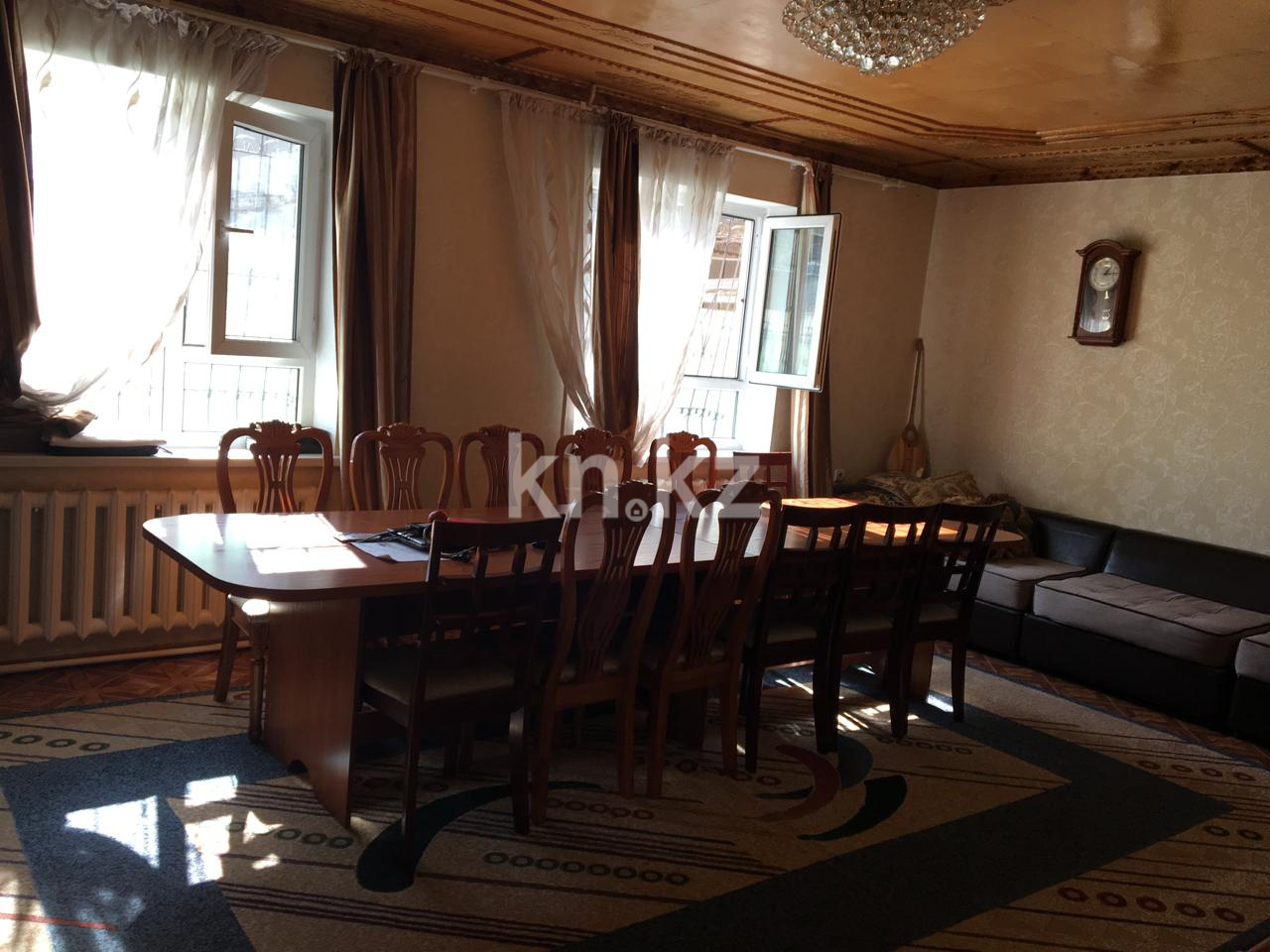 Продажа 6-комнатного дома, 220 м², ул. Шакарима в Алматы - фото 2