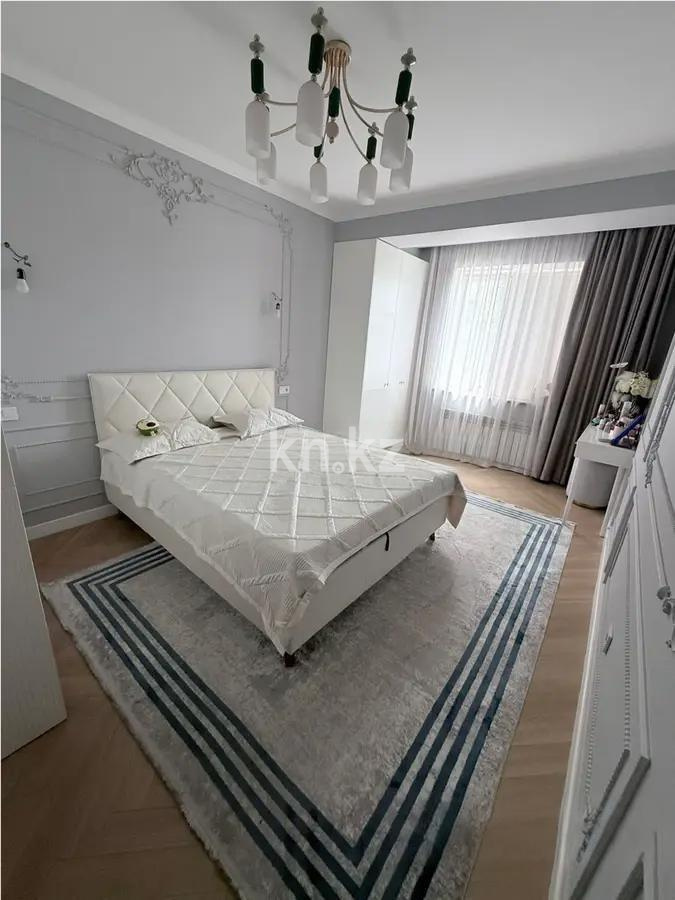 Продажа 3-комнатной квартиры, 132.3 м² в Алматы - фото 2