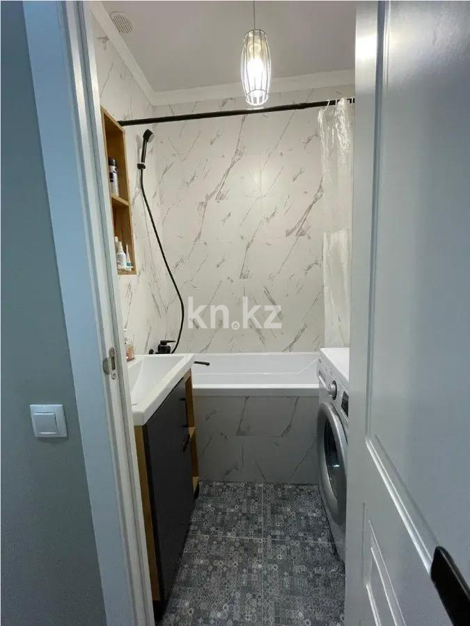 Продажа 2-комнатной квартиры, 40 м², мкр. Коктем-3, дом  24 в Алматы - фото 4