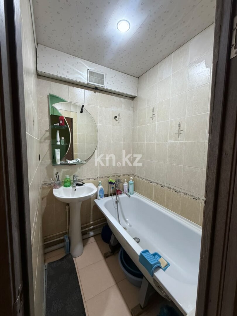 Продажа 3-комнатной квартиры, 47.3 м² в Караганде - фото 11