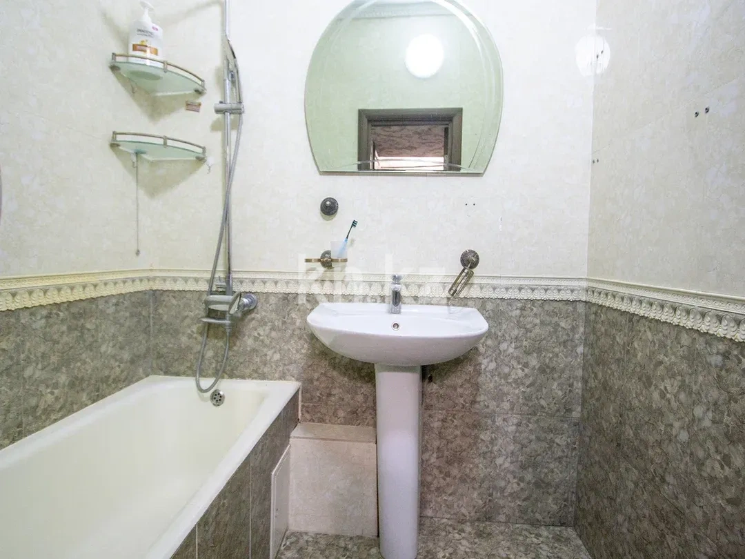 Продажа 3-комнатной квартиры, 70.5 м² в Алматы - фото 15