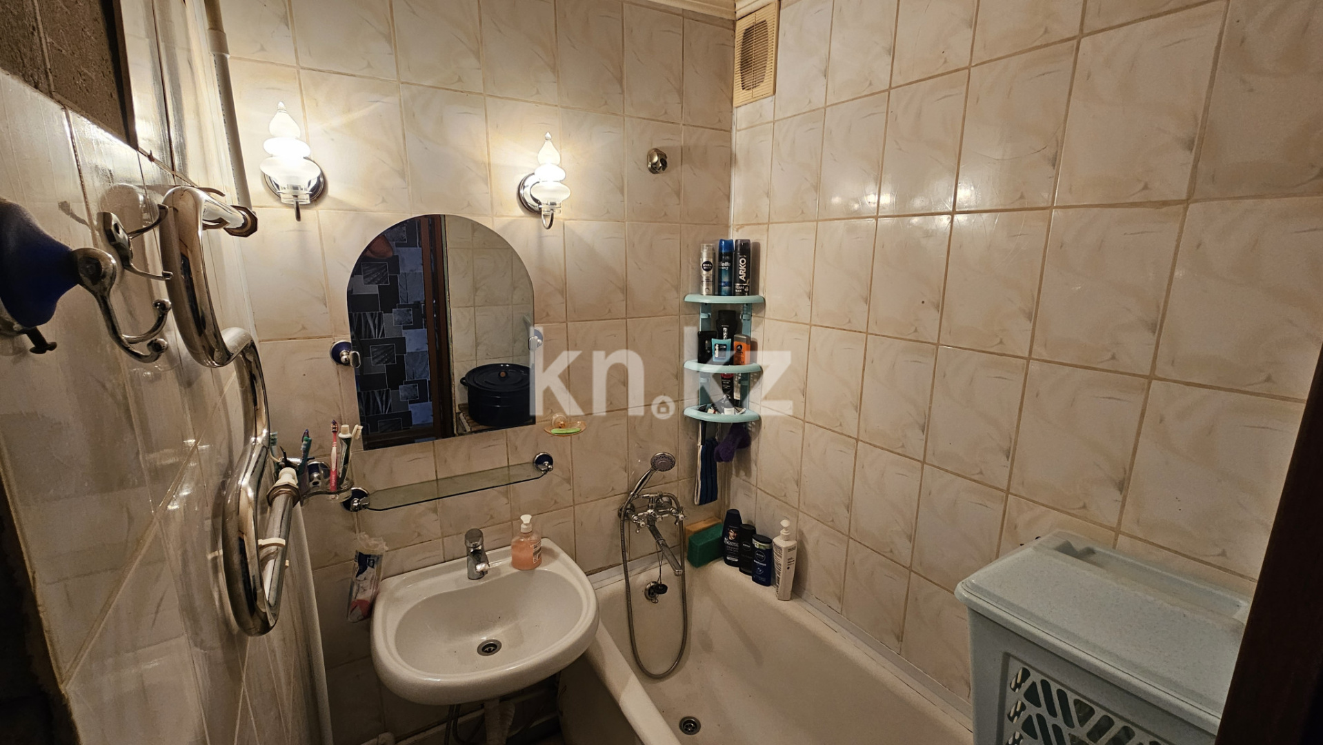 Продажа 4-комнатной квартиры, 62 м², пр. Республики, дом  38 в Караганде - фото 8