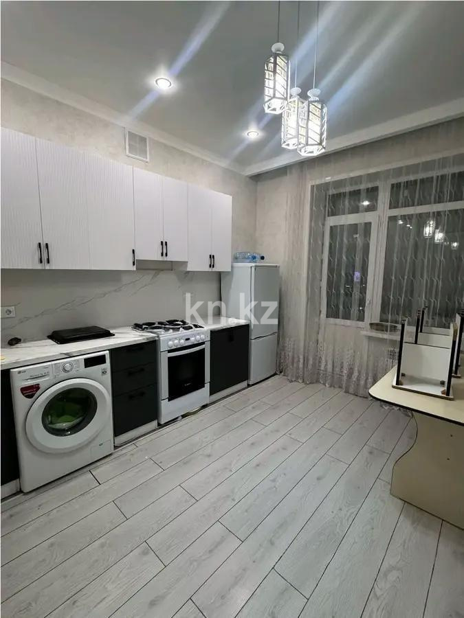 Продажа 1-комнатной квартиры, 39 м², ул. Е-181, дом  1/1 в Астане - фото 3