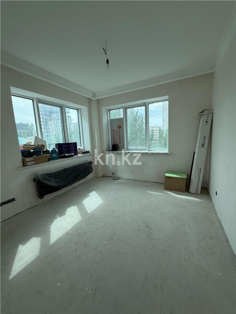 Продажа 4-комнатной квартиры, 107 м² в Астане