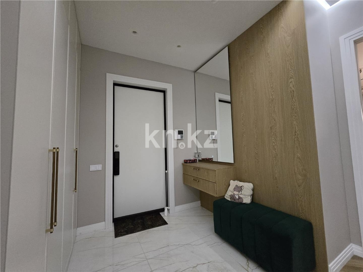 Продажа 4-комнатной квартиры, 135 м² в Астане - фото 9