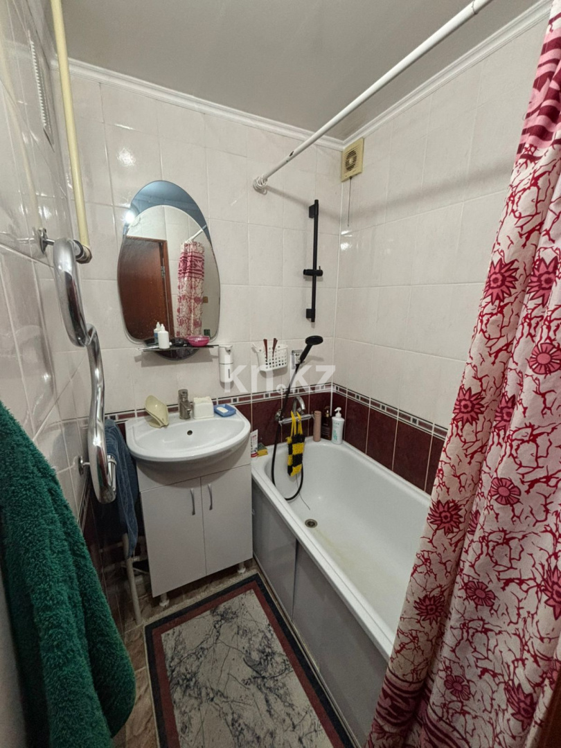 Продажа 2-комнатной квартиры, 50.8 м², пр. Строителей, дом  19 в Караганде - фото 6