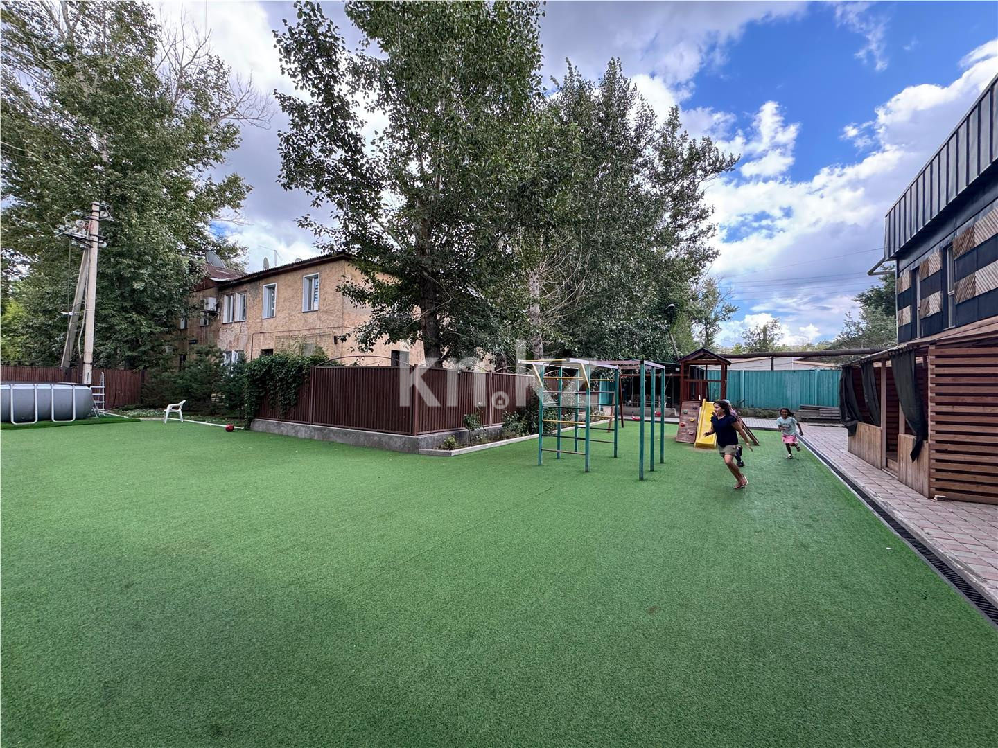 Продажа 4-комнатной квартиры, 164 м², ул. Сарсекова, дом  49 в Караганде - фото 17