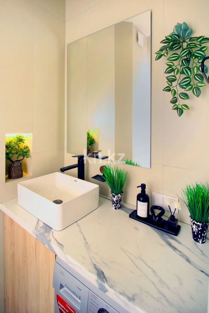 Аренда 3-комнатной квартиры посуточно, 65 м² в Алматы - фото 22